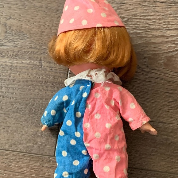 Clown - Picture 3 of 9